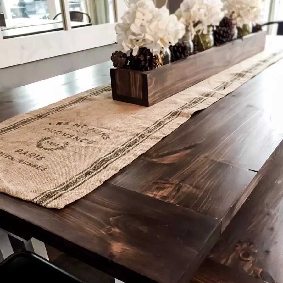 DIY Farmhouse Table